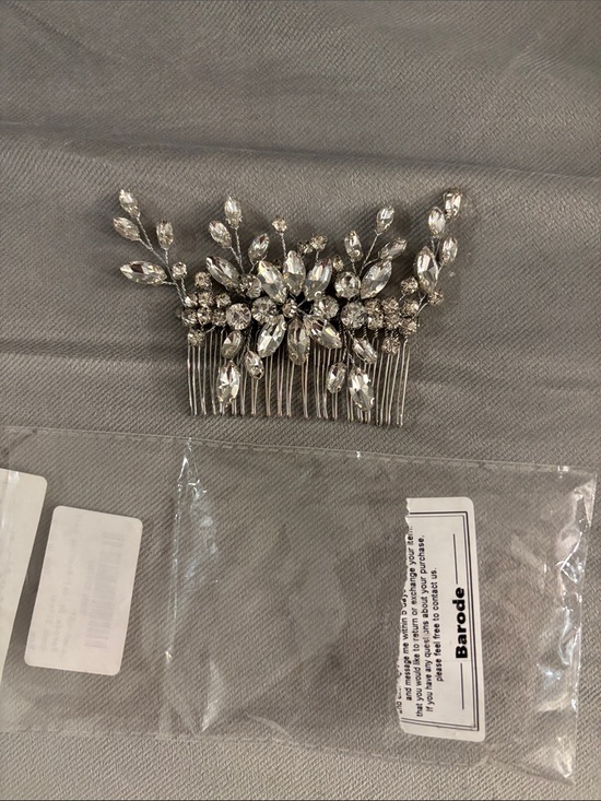 Accessories - Silver Tone Crystal Bridal Hair Comb